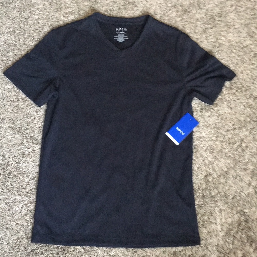 Apt. 9 NWT V-neck Blk Shirt Smart temp Men’s Small